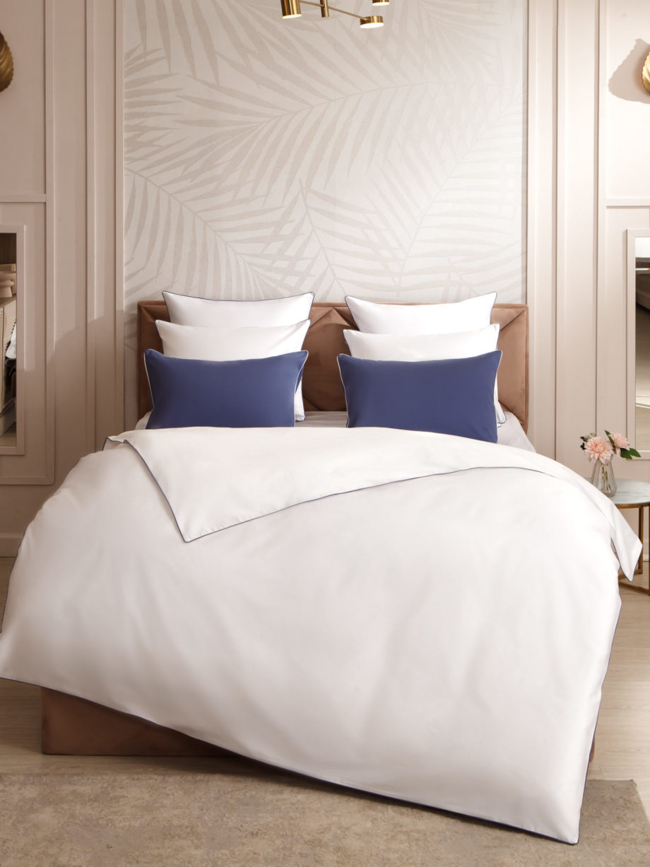 Photo 3 - Color Royal Cotton 500TC Bedding Set With Piping.