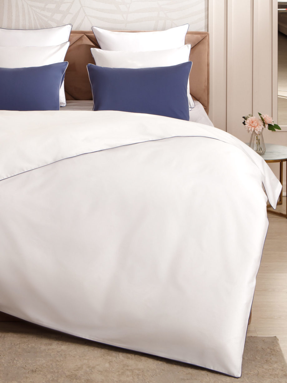 Photo 4 - Color Royal Cotton 500TC Bedding Set With Piping.