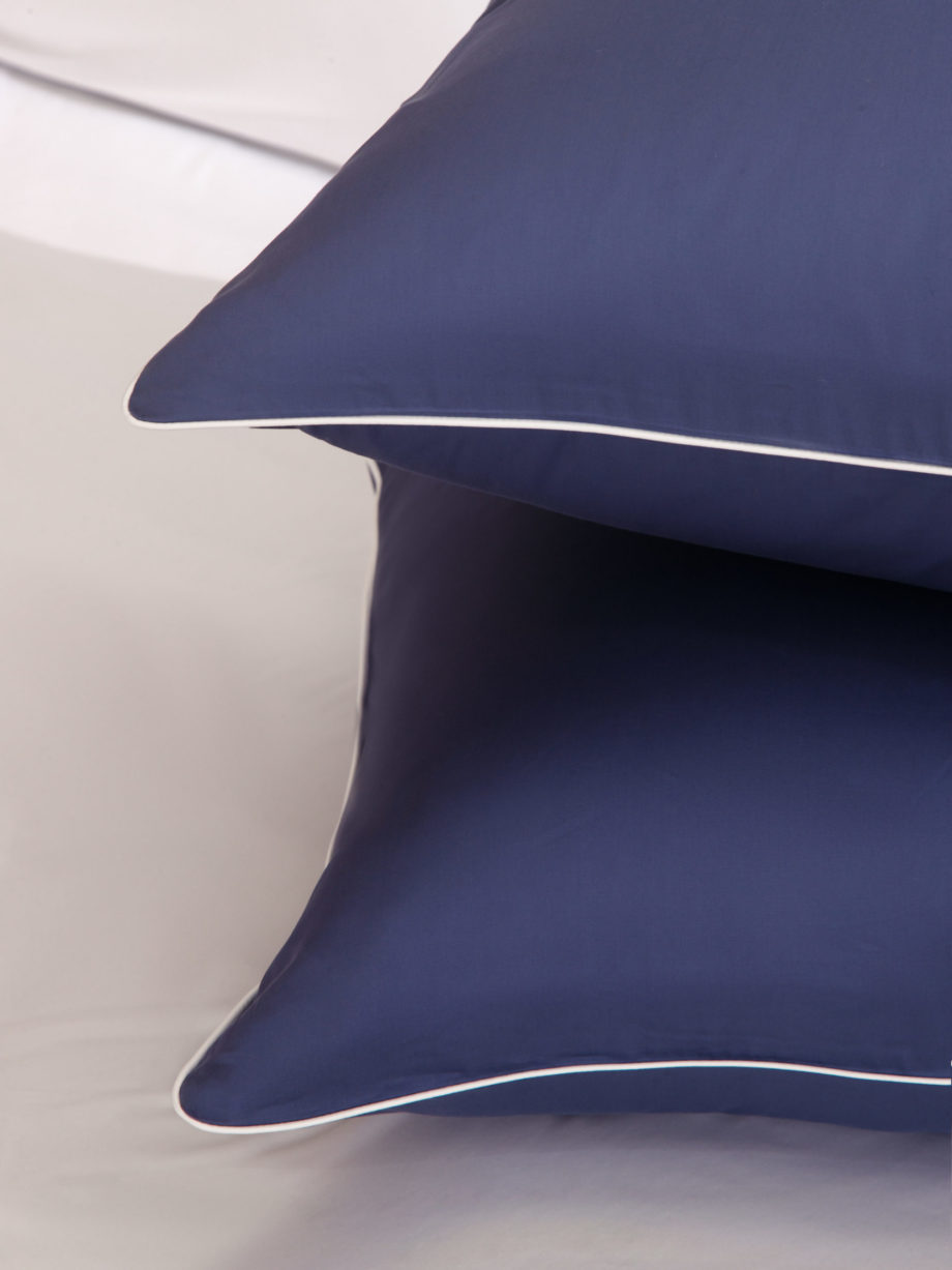 Photo 9 - Color Royal Cotton 500TC Bedding Set With Piping.